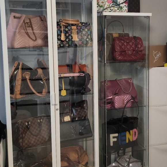 MY CLOSET FOR SALE - Picture 2 of 2
